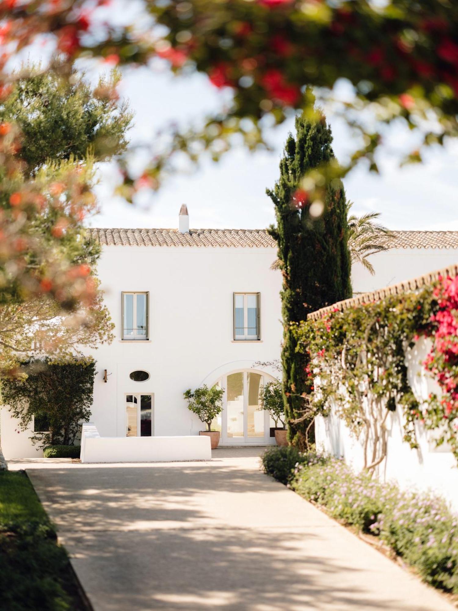 Torralbenc, A Small Luxury Hotel Of The World Cala En Porter  Exterior photo